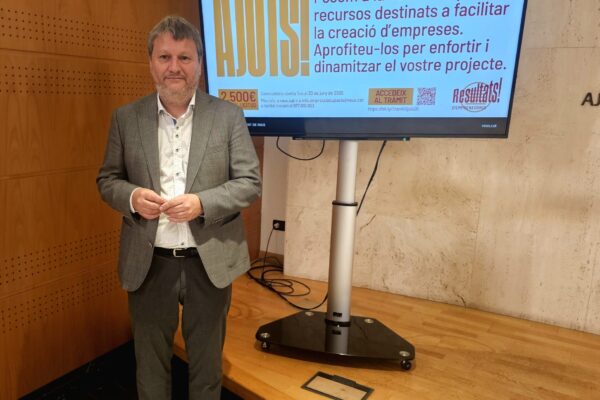 La convocatòria, dotada amb 73.000 euros, ha rebut 42 sol·licituds i dona suport tant a la creació de nous negocis com als traspassos d'establiments